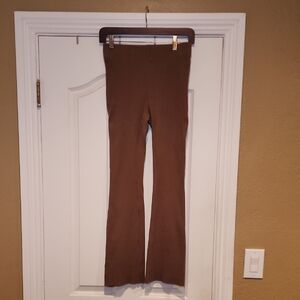 Good American Ribbed Flared Leggings, Pre-loved in Good Condition, Sz. 2